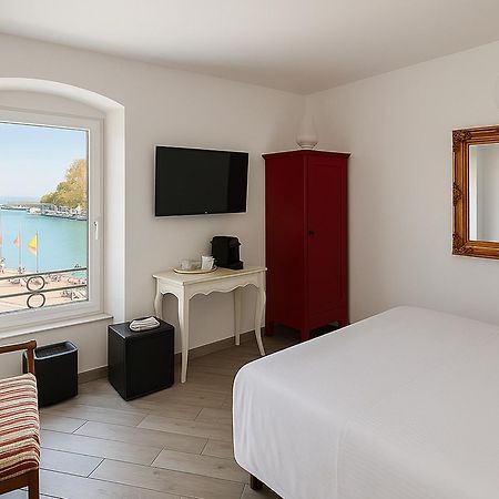 Relais Al Porto Hotel Peschiera del Garda Exterior photo