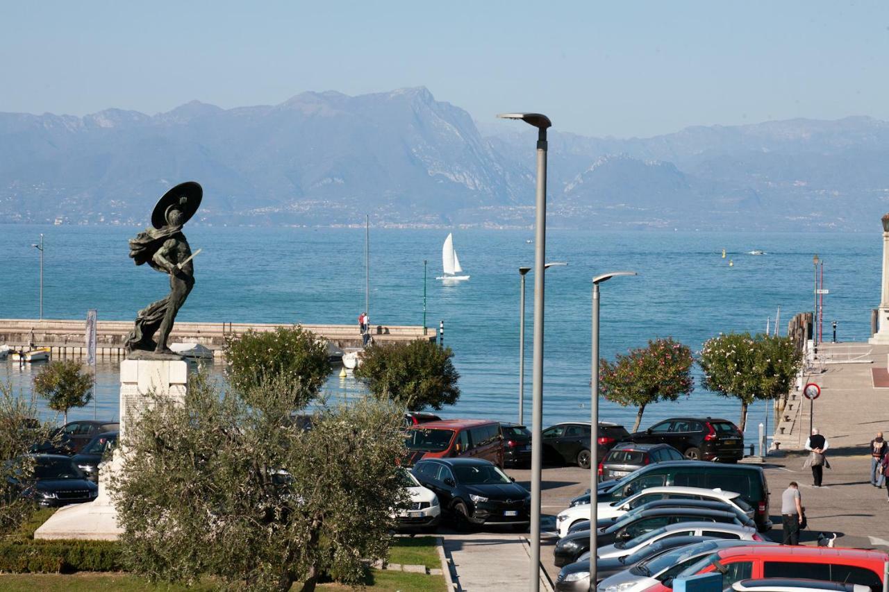 Relais Al Porto Hotel Peschiera del Garda Exterior photo